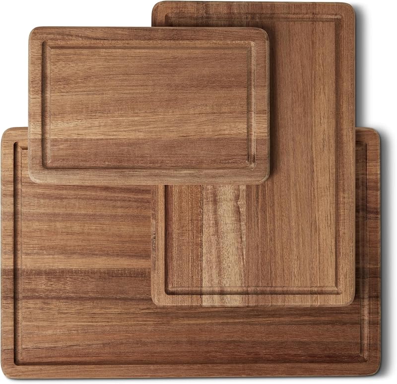 Juego de 3 tablas de cortar Amazon Basics de madera de acacia